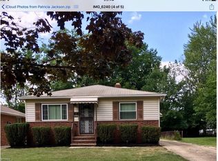 5738 Garfield Ave, Maple Heights, OH 44137