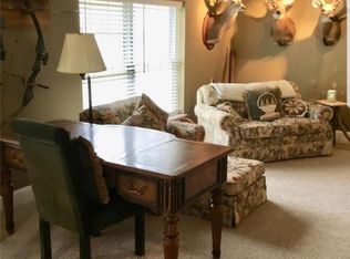 5284 Woodland Rd, Washington, MO 63090