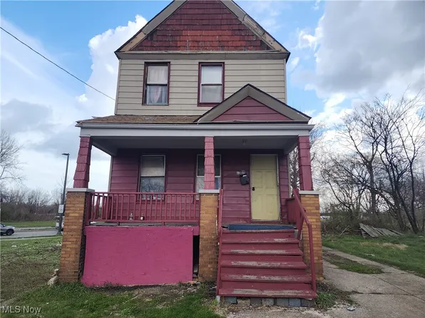 6805 Kinsman Rd, Cleveland, OH 44104
