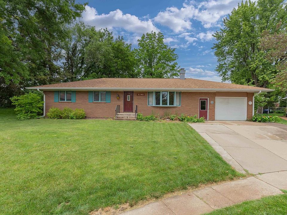 1st image of 3246 Woodland Ct