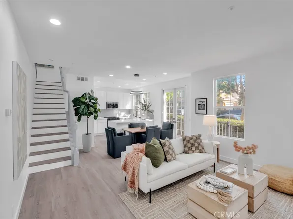 28 Albany St #77, Mission Viejo, CA 92694