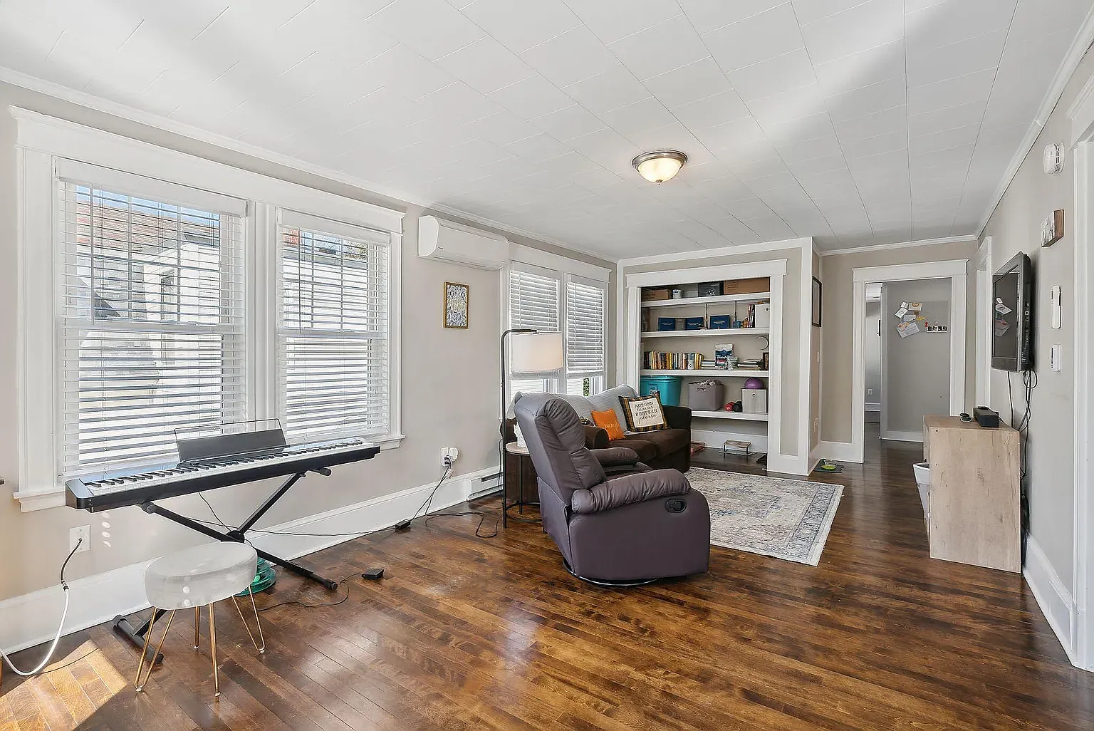 167 Pleasant St — Photo 1