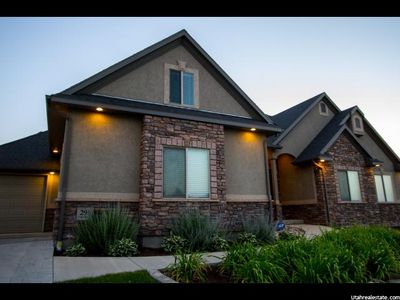 296 E Eagle Ridge Dr, North Salt Lake, UT, 84054