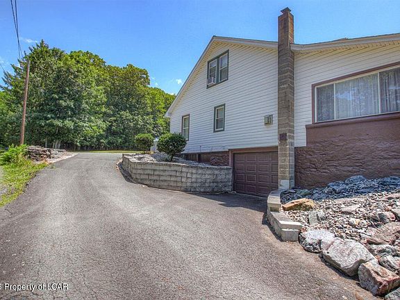 5th image of 604 Ridge Ave
