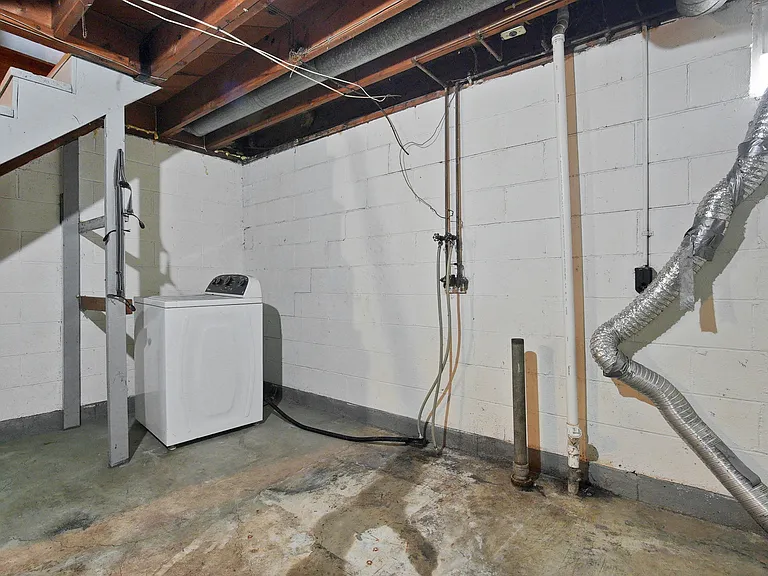 3222 Maize Rd #A — Photo 22