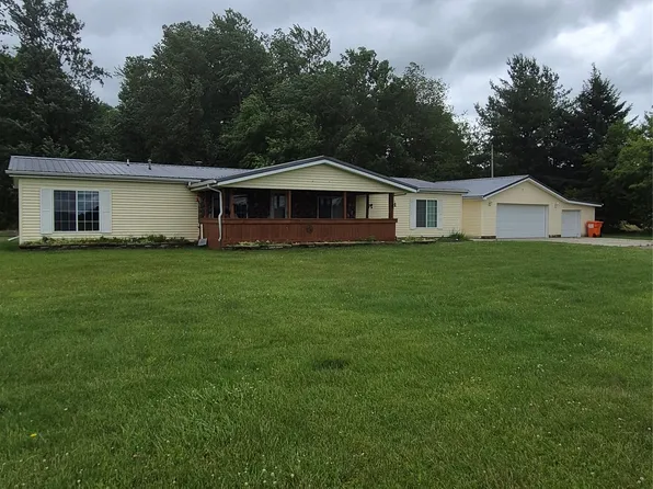 12849 S Delaney Rd, Perry, MI 48872