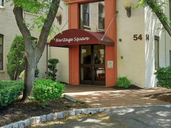 54 W Cherry St #103, Rahway City, NJ 07065