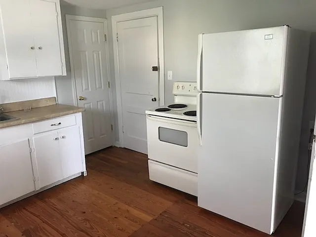 3901B Elkins Ave — Photo 12