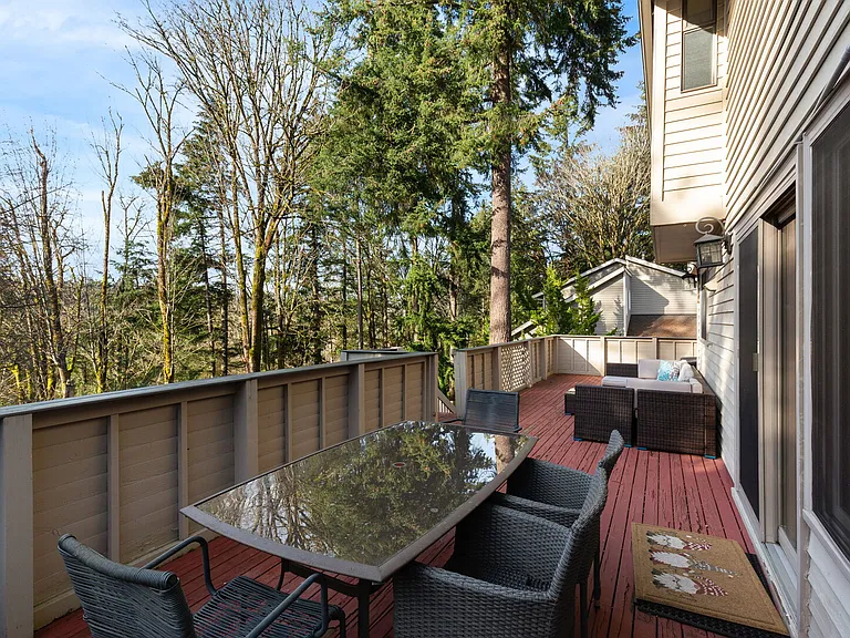 Somerset Dr SE — Photo 19