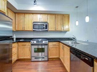 128 on State, Kirkland, WA 98033