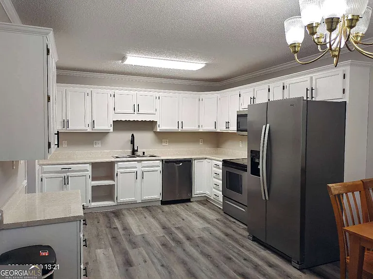 306 Mount Vernon Dr — Photo 6
