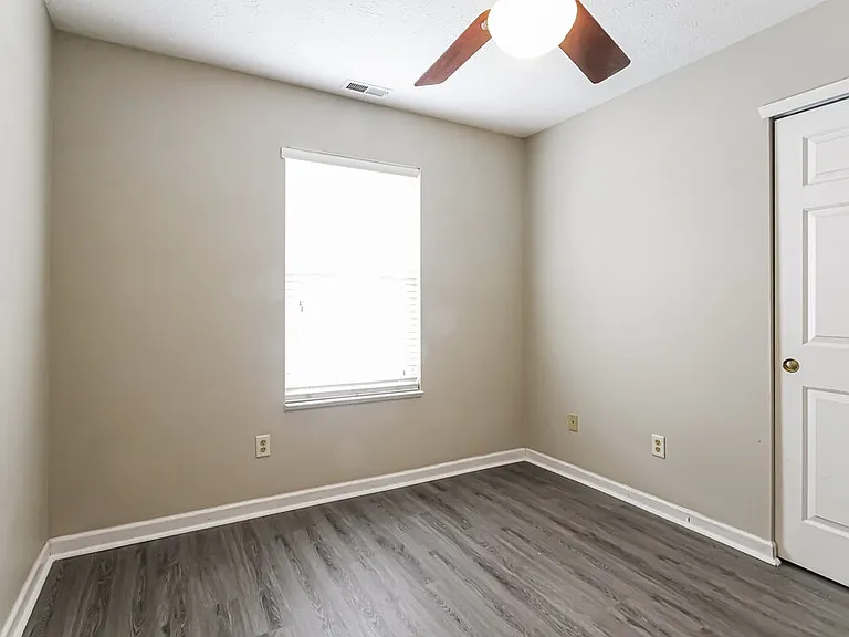 5384 Lakeside Manor Dr — Photo 19