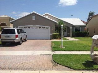 18860 NW 2nd St, Pembroke Pines, FL 33029