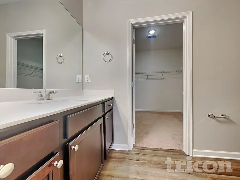 381 Alexander Ln — Photo 9