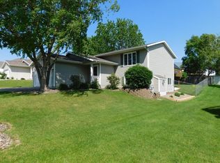 2744 61st St NW, Rochester, MN 55901