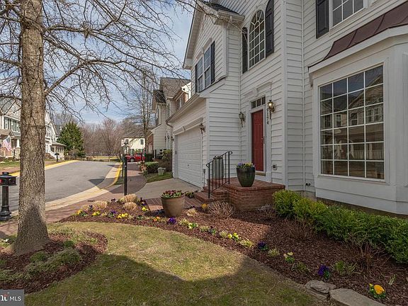 2nd image of 9174 Stonegarden Dr