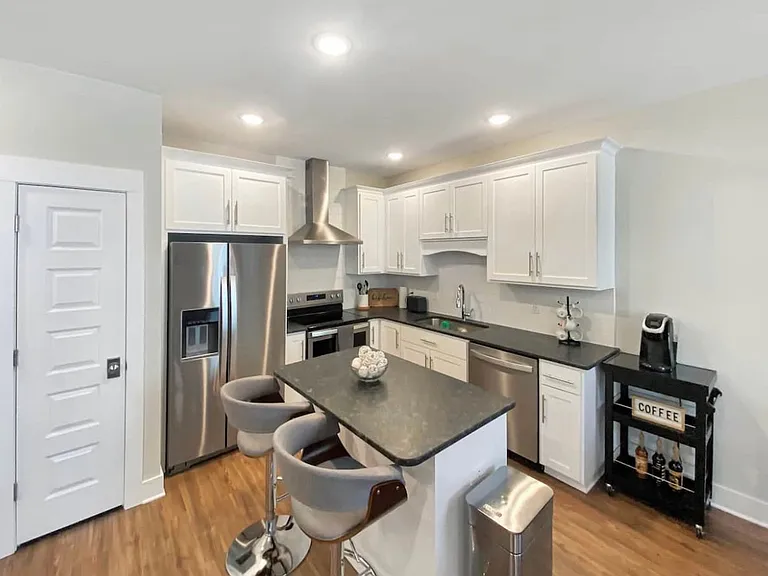 218 N De Villiers St — Photo 3