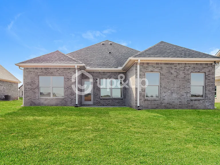 231 John Harold Dr — Photo 2