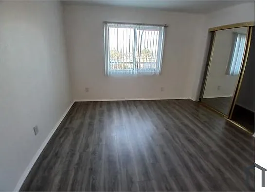 214 E Hyde Park Blvd #2 — Photo 8