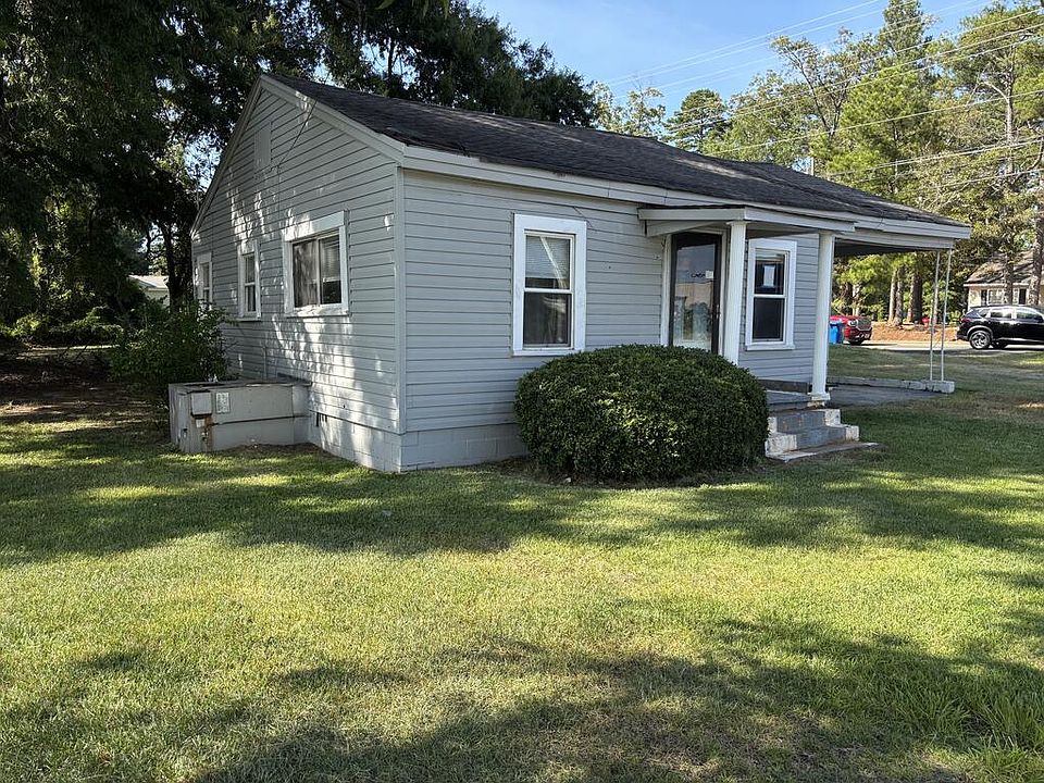 1st image of 815 Durst Ave E