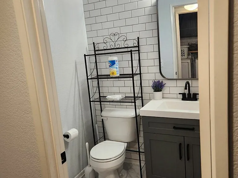 606 Kitty Hawk Dr — Photo 9