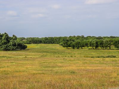 12227 ADKINS ST HEDWIG RD, Saint Hedwig, TX, 78152