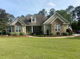 4260 Forest Lake Dr, Tifton, GA 31794