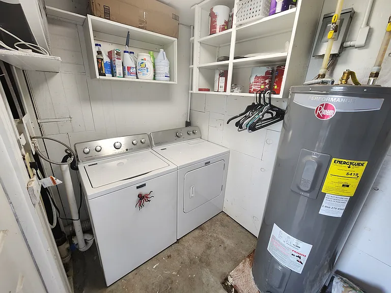 801 Liberty St — Photo 18