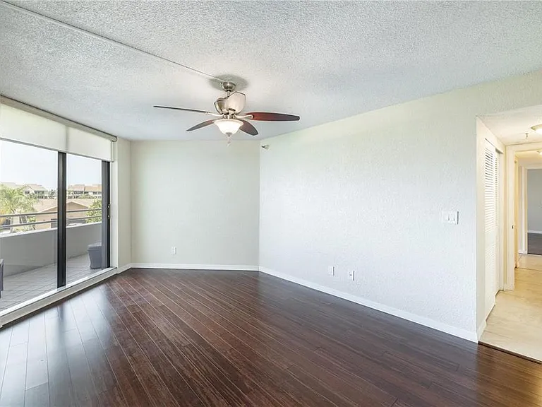 5950 Pelican Bay Plz S #204 — Photo 16