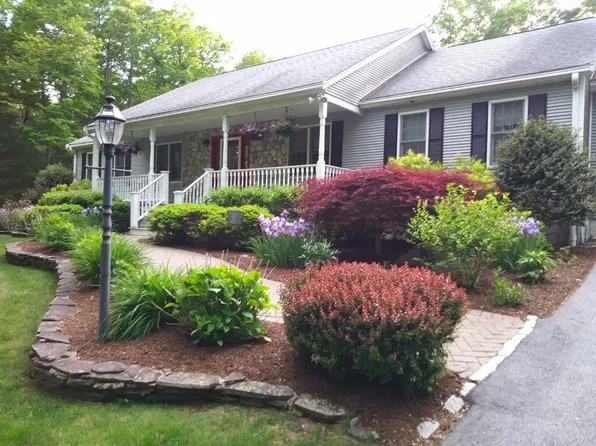 6 Bartley Dr, Norton, MA 02766