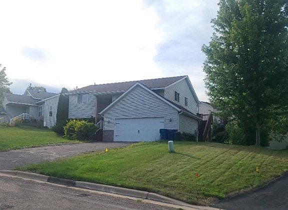 2nd image of 1413 17th Ave SE