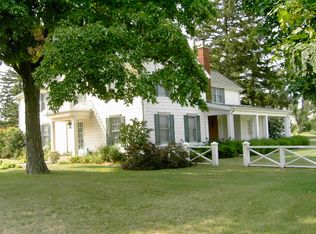 3520 S Lakeshore Dr, Saint Joseph, MI 49085