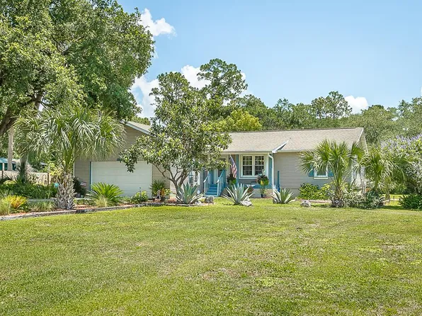 147 Craig St, Carrabelle, FL 32322