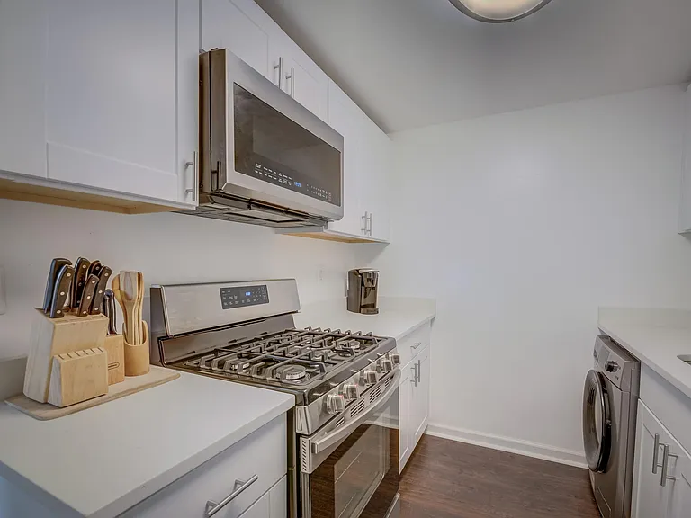 4600 Duke St #1205 — Photo 10