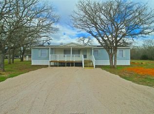 547 Teal Lake Dr, Caldwell, TX 77836