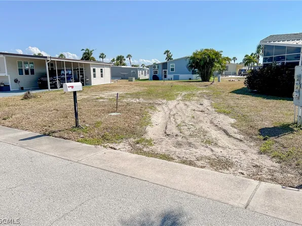 11391 Bayside Blvd, Fort Myers Beach, FL 33931