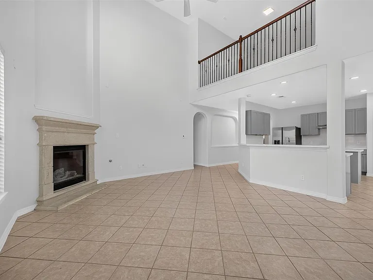 24542 Bella Veneza Dr — Photo 7