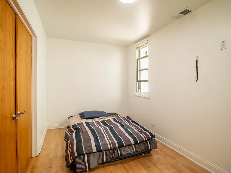 2512 N Marshfield Ave #3 — Photo 15
