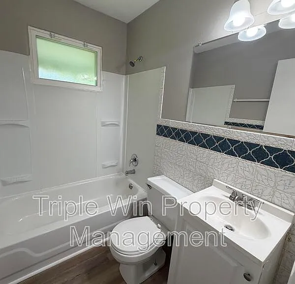 1654 Mowbry Ln — Photo 18