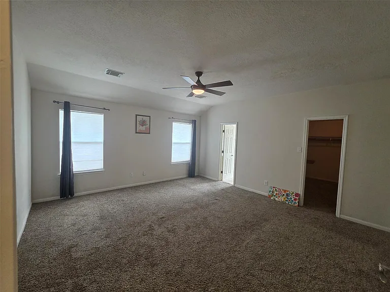 2715 Riverhollow Ln — Photo 27