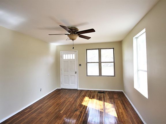 4th image of 4111 Owen Ave