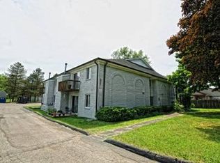 5941 Hatchery Rd APT 201, Waterford, MI 48329