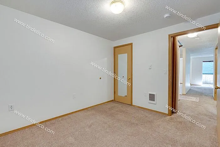 13738 NE Glisan St #3 — Photo 21