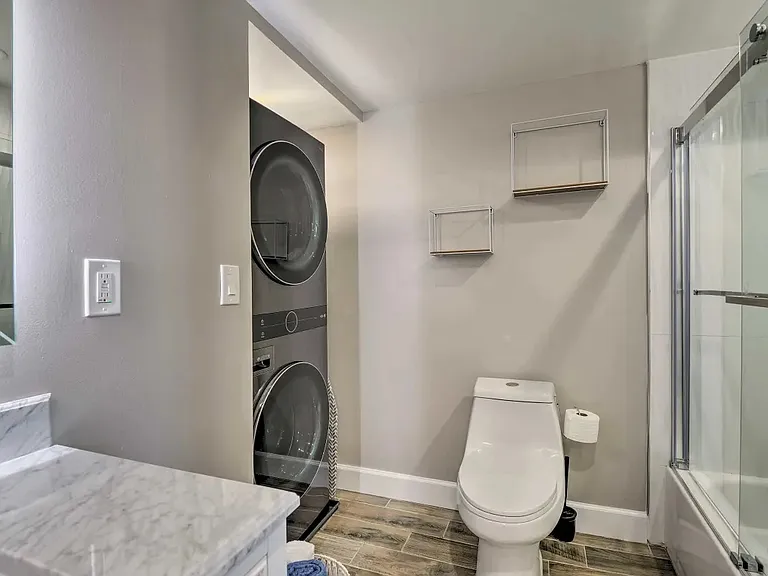 941 Brooks Ln #3 — Photo 19