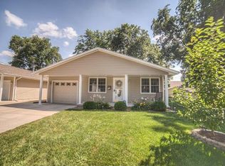 122 W Green St, Mascoutah, IL