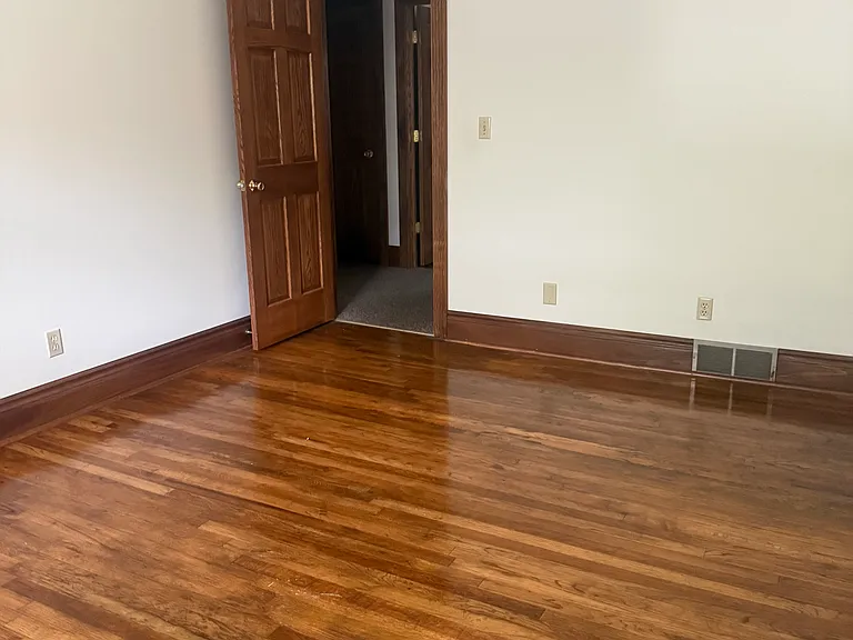 50 N Liberty St #7 — Photo 9