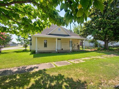 504 SW 1st St, Checotah, OK, 74426