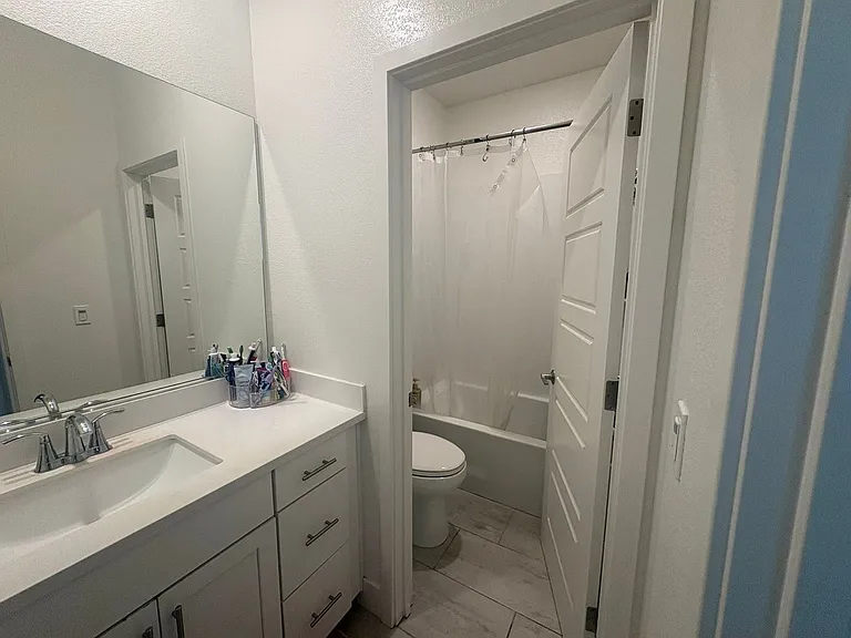 1839 Yellowwood Ave — Photo 59