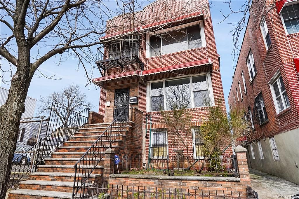 2051 Powell Avenue Bronx Ny 10472 Zillow