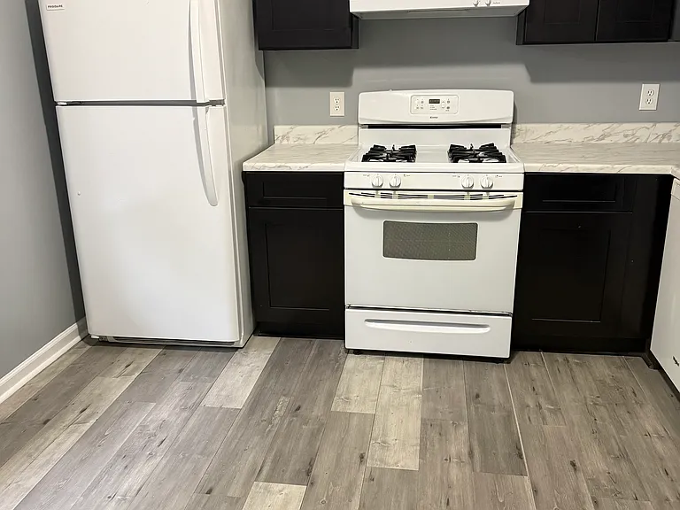 46 Dobbins Dr #46 — Photo 2